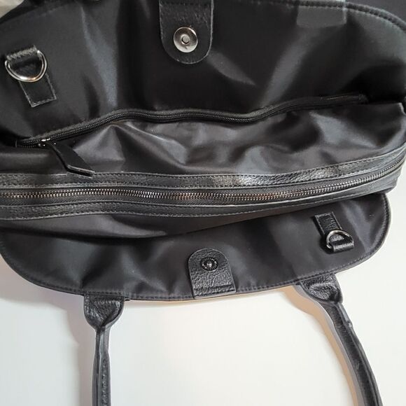 Steve Madden Black Soft Quilted Tote / Briefcase  / Diaper Bag - Picture 6 of 8
